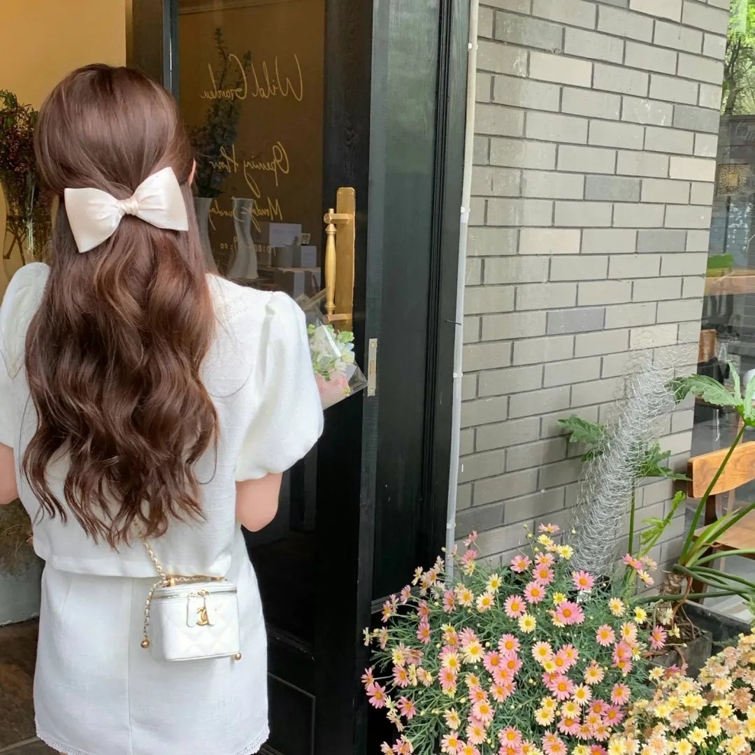 鲁卜哈利沙漠:非洲的女人